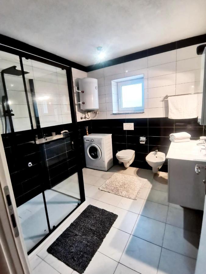 Apartment Mario Livno Eksteriør bilde